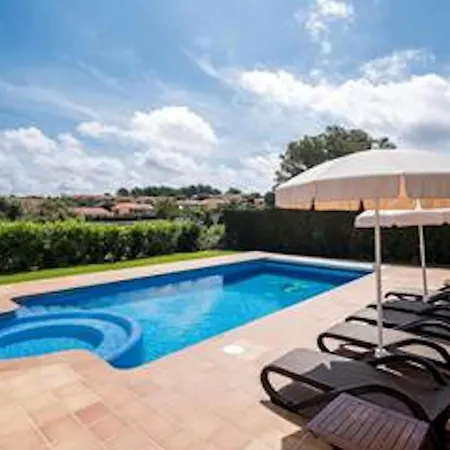 Villa Finesse 1 - Lovely 3 Bedroom - Great Pool Area - Perfect For Families Son Bou