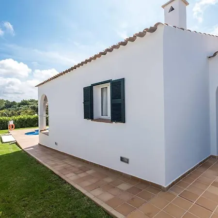 Villa Finesse 1 - Lovely 3 Bedroom - Great Pool Area - Perfect For Families Son Bou