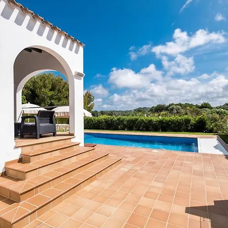 Villa Finesse 1 - Lovely 3 Bedroom - Great Pool Area - Perfect For Families Son Bou