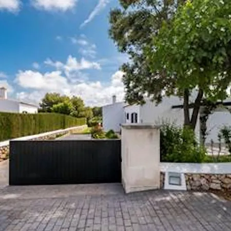 Villa Finesse 1 - Lovely 3 Bedroom - Great Pool Area - Perfect