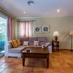 Villa Finesse 1 - Lovely 3 Bedroom - Great Pool Area - Perfect *
